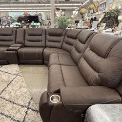 Beautiful Power Sectional 