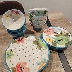Pioneer Woman Dishware 