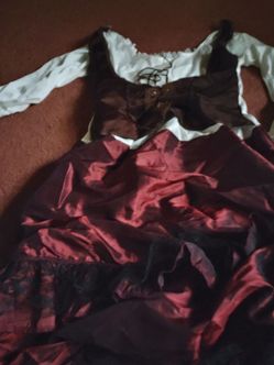 Pirate costume..Size medium
