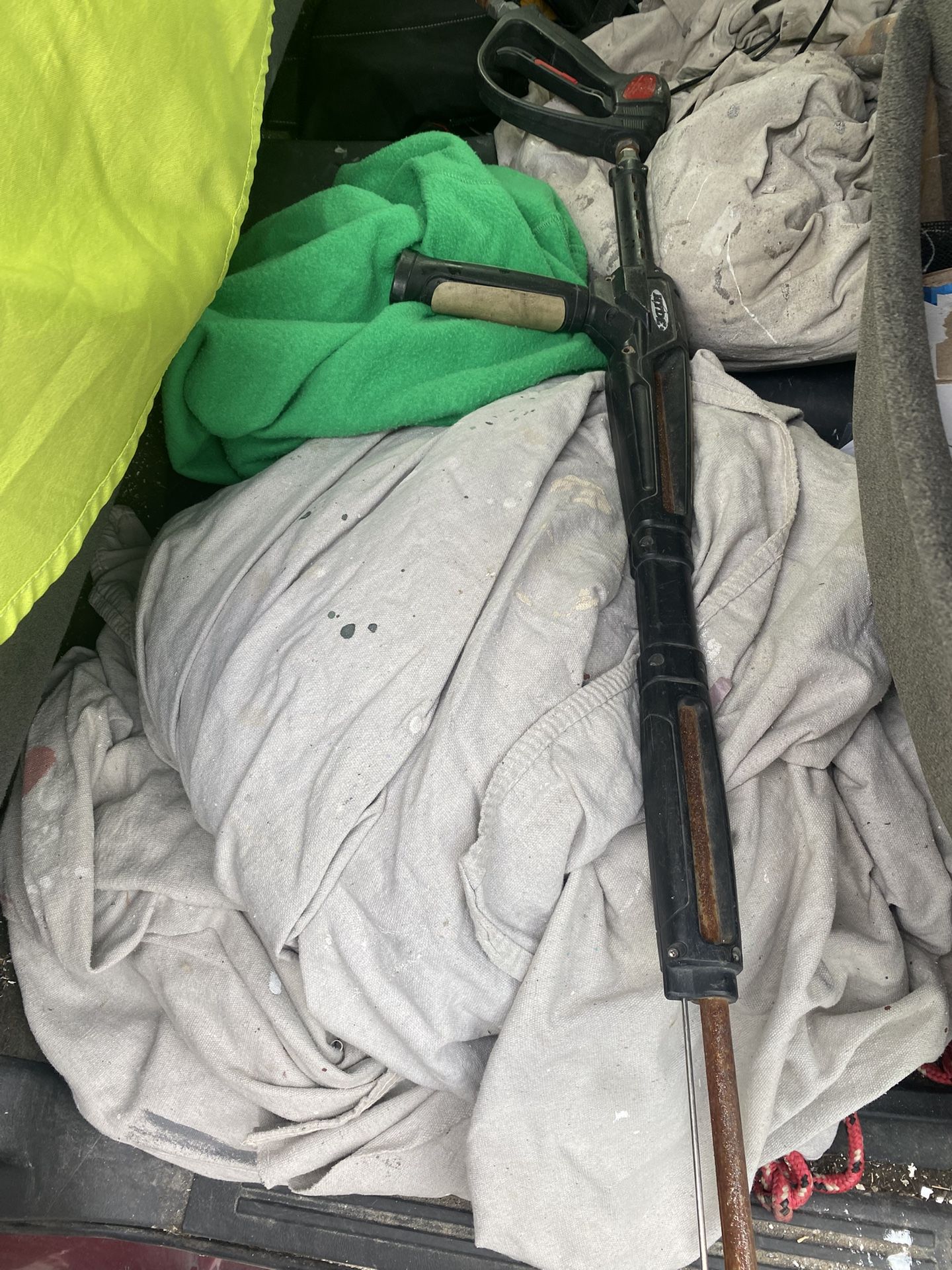 Pressure washing, gun and hose