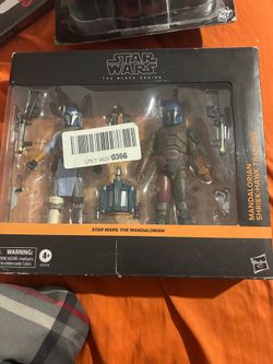 Mandalorian shriek-hawk trainers