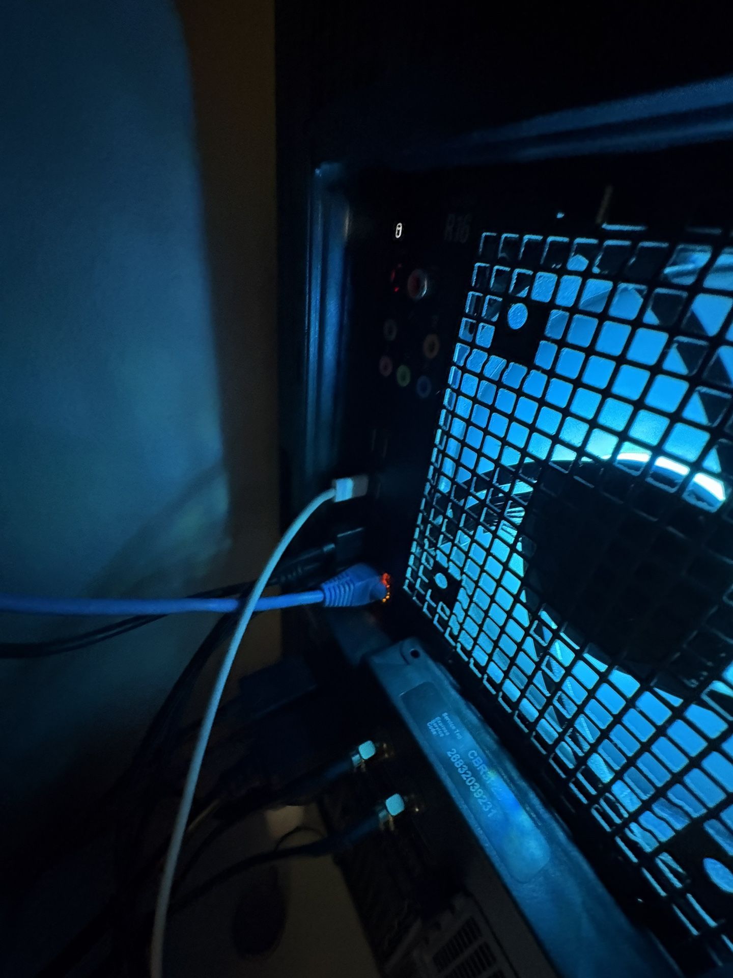 Alienware Aurora R16 Gaming Pc 4060TI I-713700F