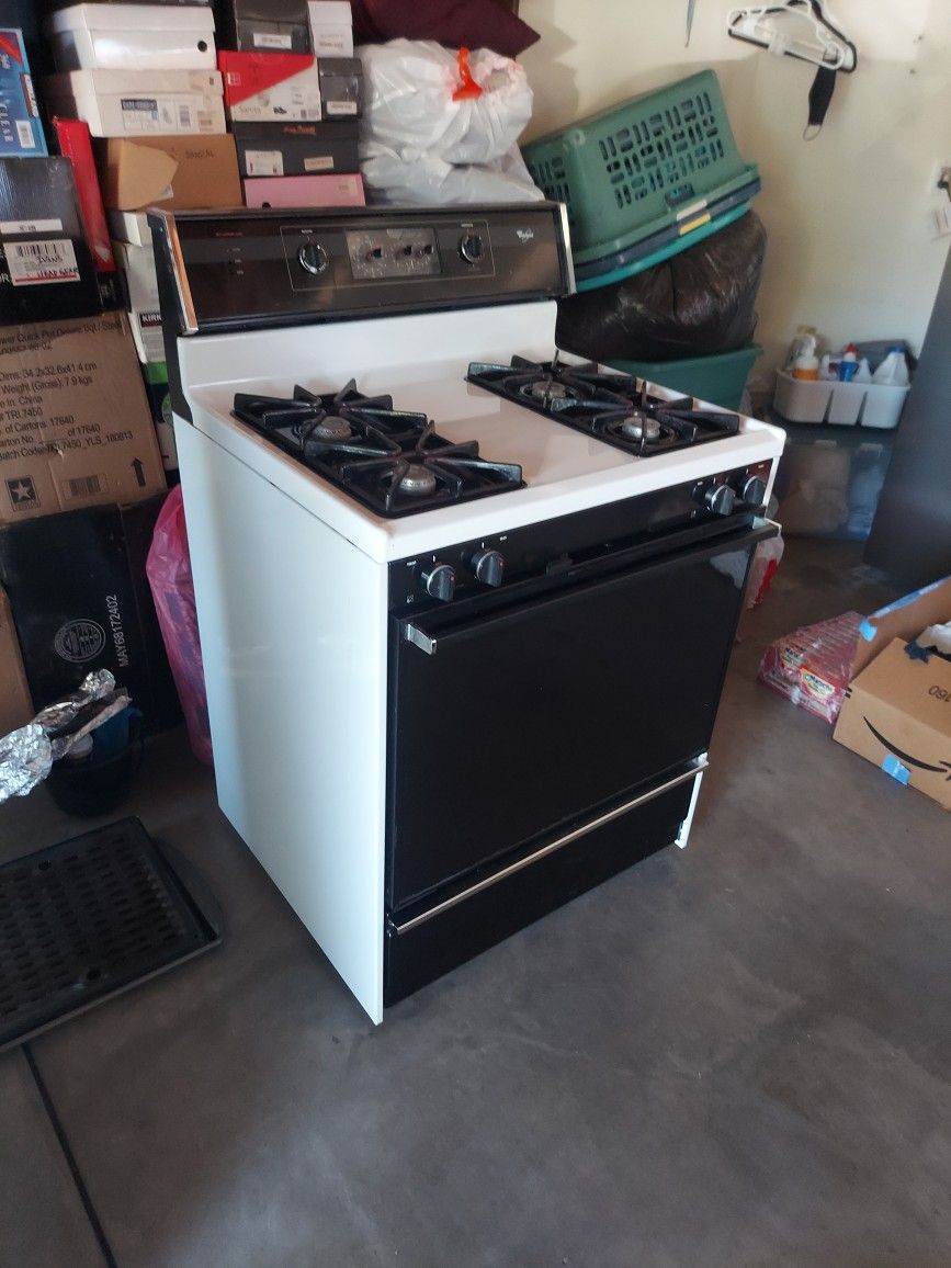 Whirlpool Gas Stove And Oven