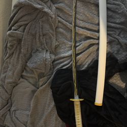 Replica Zenitsu Katana