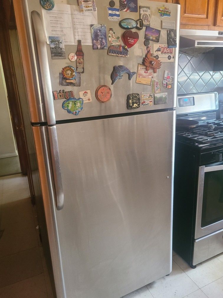 Frigidaire Stainless Steel!