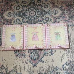 Frame Decoration/ Clothes Hanger 