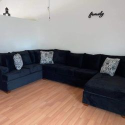Black Sofa Sectional FINANCING AVAILABLE 