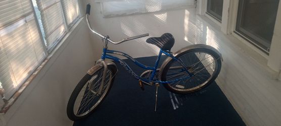 Woman cruiser