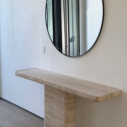 VITOLO CARVED CONSOLE TABLE