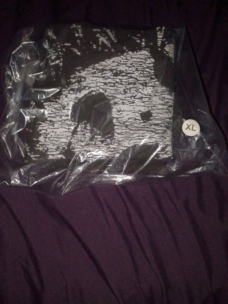 Hellstar Rhinestone Tee 90$