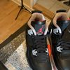 Kicks 
