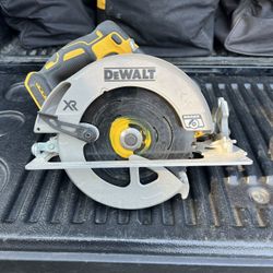Dewalt Circular Saw