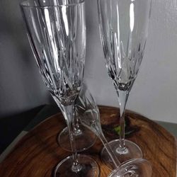DISARONNO  CRYSTAL FLUTE CHAMPAGNE GLASS  SET OF 4  - V39