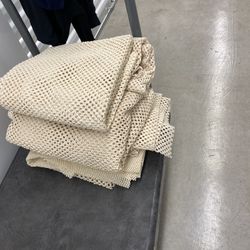 Underlayment Gripper For Rugs Different Sizes Mint