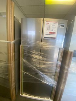Frigidaire FRFG1723AV Refrigerator