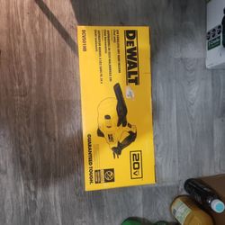 20 V Cordless Dry Hand Vacuum 