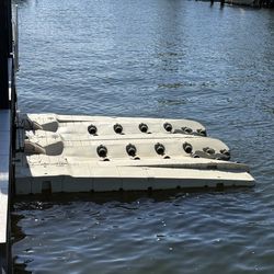 Floating dock for two jet skis