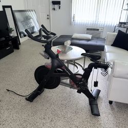Peloton bike 