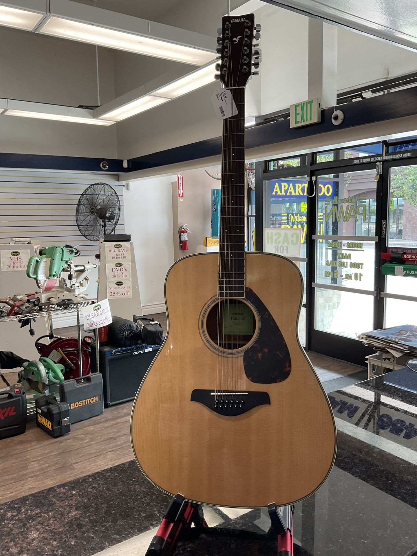 Yamaha Guitar