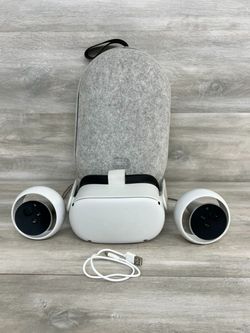 Meta - Quest 2 Advanced All-In-One Virtual Reality Headset - 128GB - Gray (PO1021336)