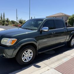 2005 Toyota Tundra Crew Cab SR5 Excellent Condition 