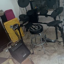 Simmons SD9K Electronic Digital Drum Set & DA50 AMP