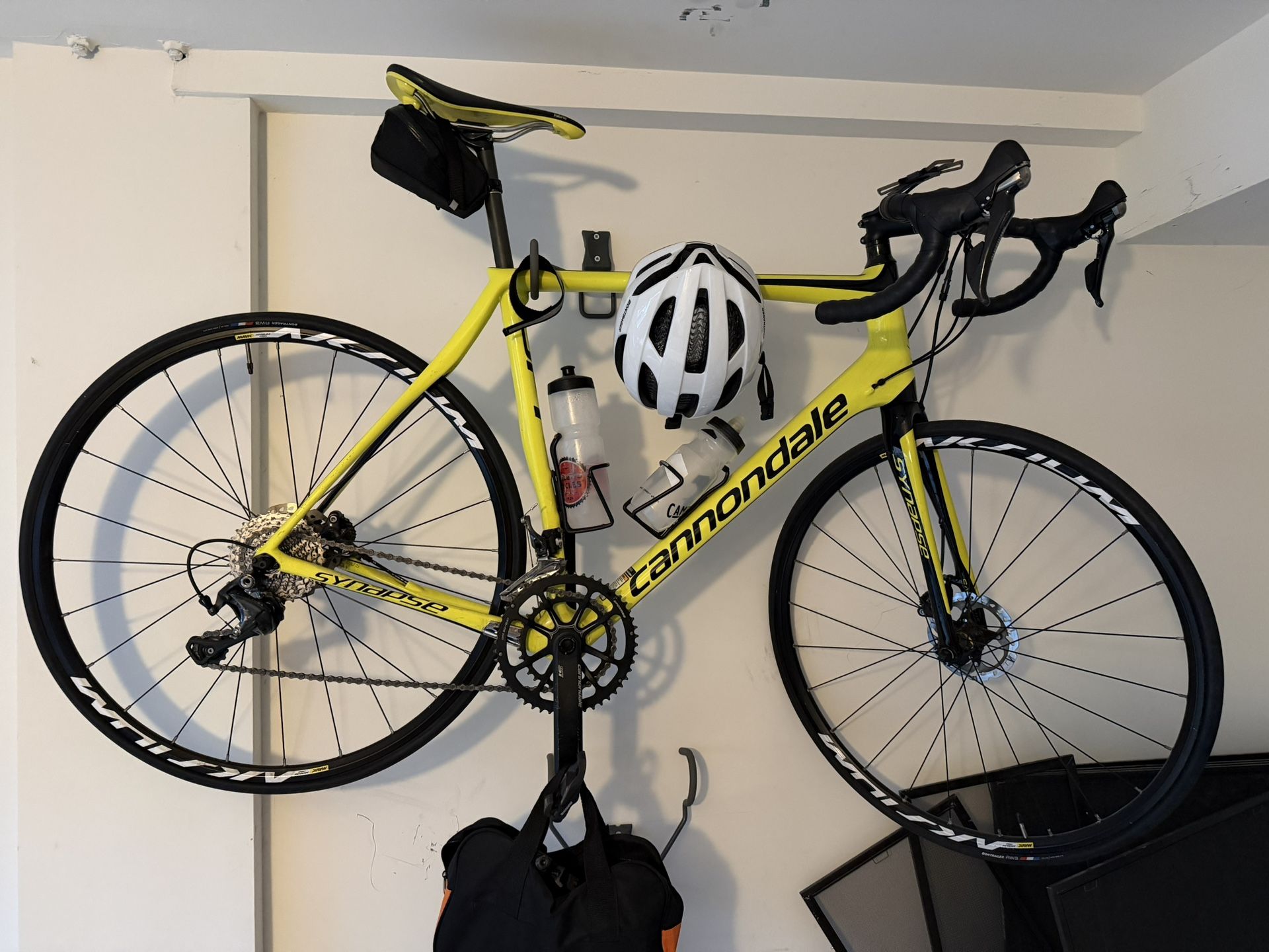 Cannondale Road Bike