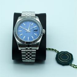 MEN LUXURY WATCH SILVER AND BLUE