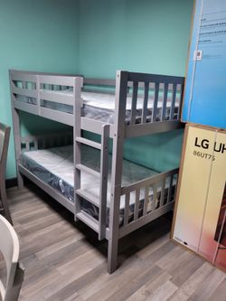 Twin y Twin por 220 no colchones