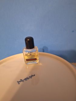 1982 Eau de Gucci Concentrated Mini Perfume 0.25 fl oz-$25.00