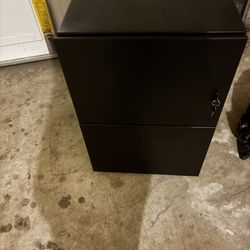 Two Drawer Filing Cabinet With Keys 
