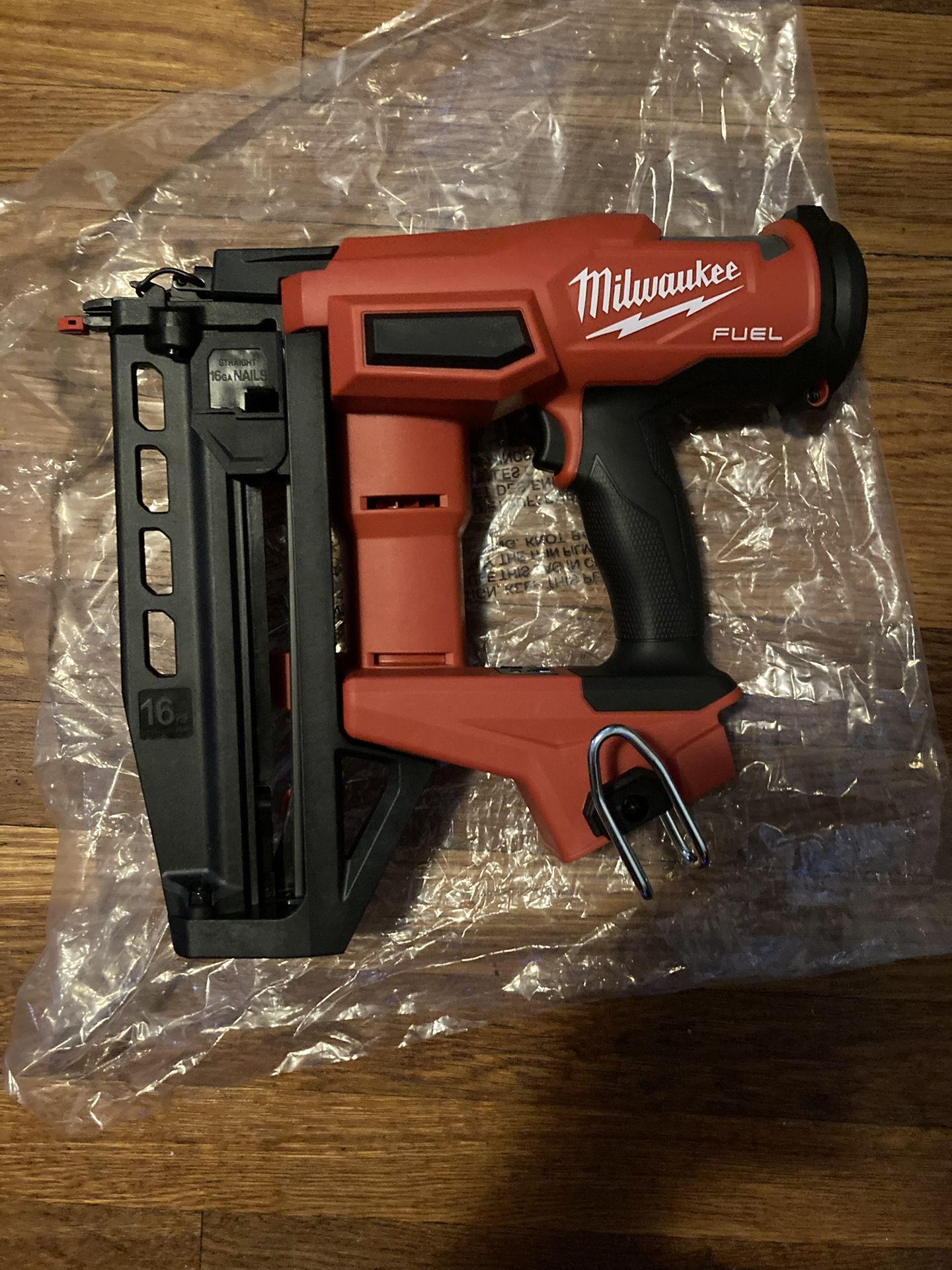 BRAND NEW Milwaukee 16g Straight Finish Nailer NEVER USED