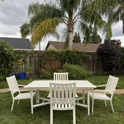 Outdoor Patio Dining Table Set With 4 Chairs