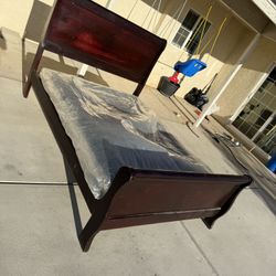 bed frame 