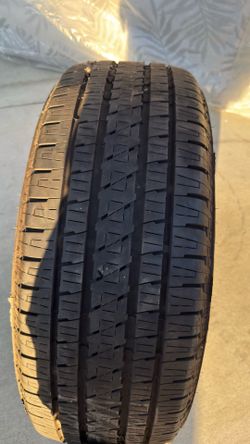 Bridgestone Dueler HL tire P275/60R20 114H