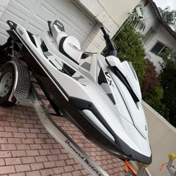 Brand New Zero Hours Jetski Yamaha 1.9