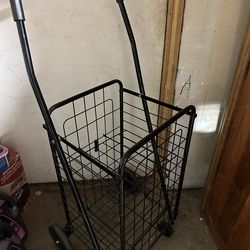 Collapsable shopping basket