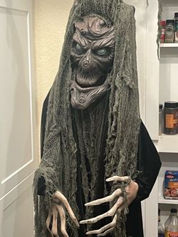 Haunted Hill Farm Talking Tree Man Animatronic – Life-Size Halloween Prop