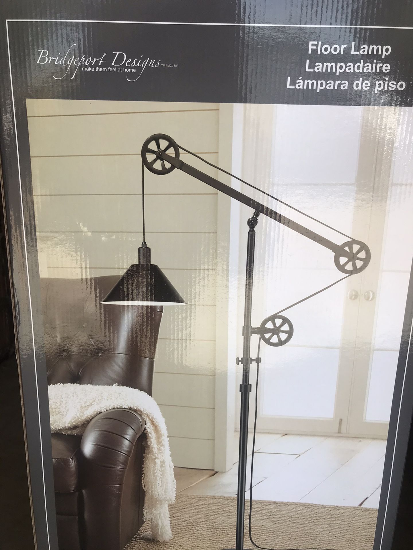 Floor Pulley Lamp