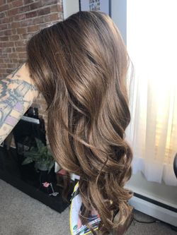 Motown Tress Women’s Premium Hairpiece Lace Front Wig