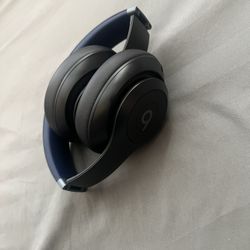 Beats Studio Pro