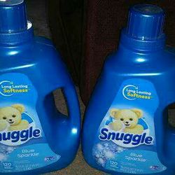 Snuggle fabric softener Blue Sparkle 96 oz. 120 loads 
