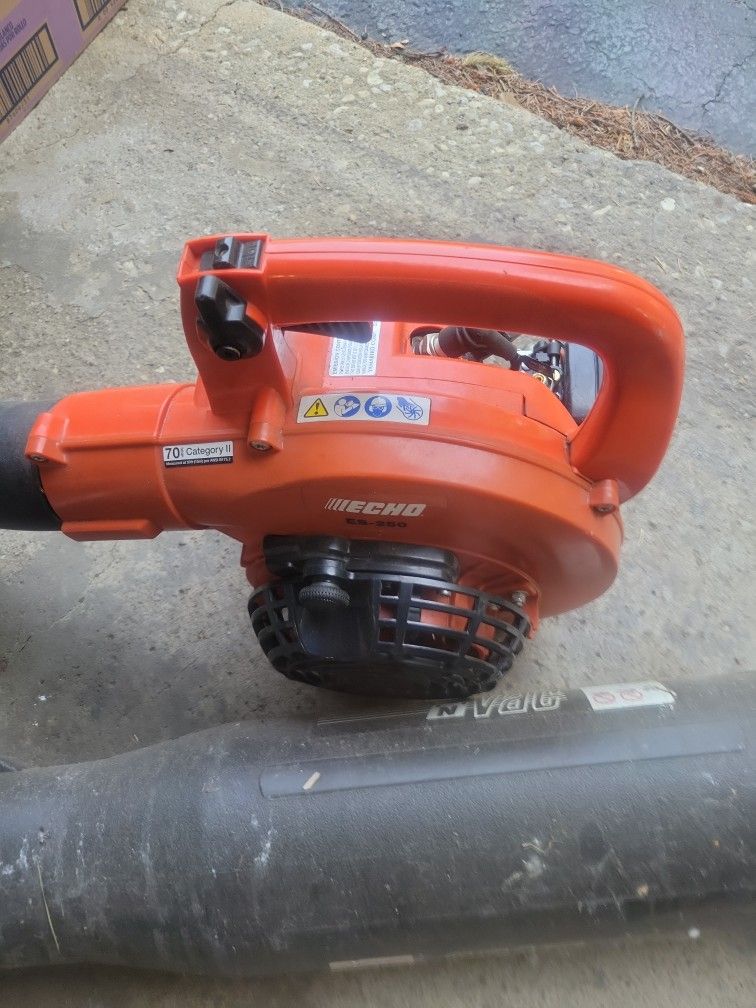 Leaf Blower