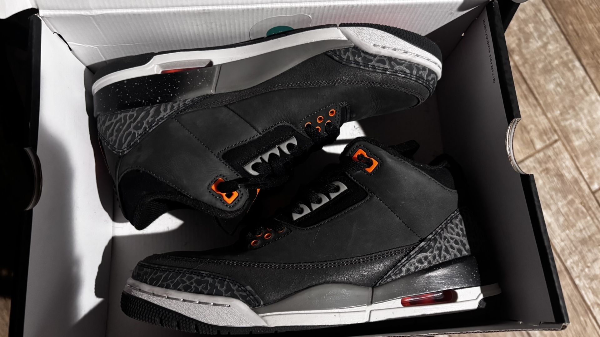 Air Jordan Retro 3 ‘Fear’