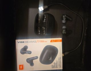 JBL wireless earbuds