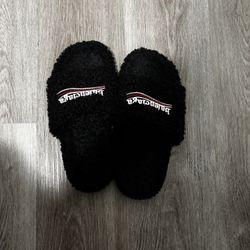 Balenciaga Slides 