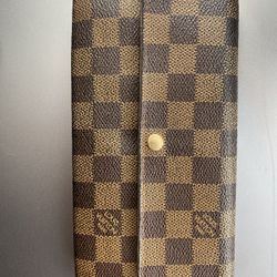Louis Vuitton Wallet