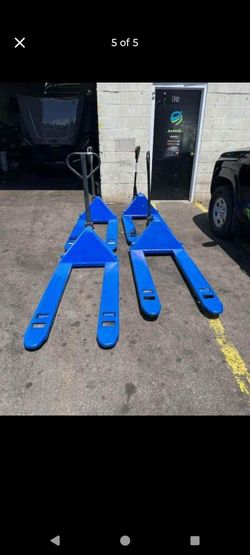 $199-249 Palletjacks Dallas pick up
