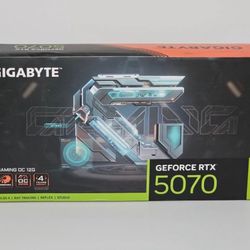 gigabyte nvidia geforce RTX 5070 gaming Oc 12G GDDR7 pci express 5.0 graphics card 