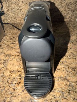 Nespresso Delonghi Cofee Maker